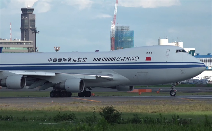 和田空运郑州机场快递怎么发货